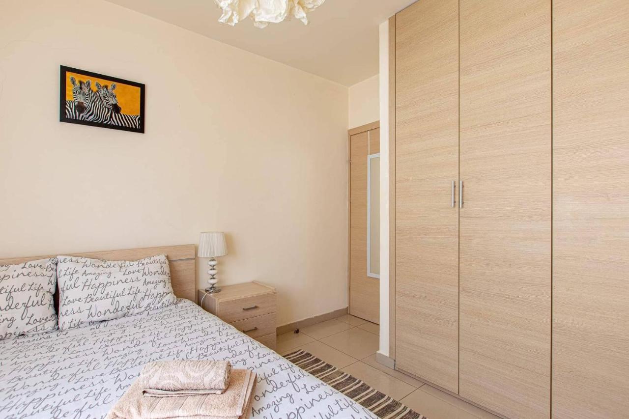 Lovely Bedroom In Shared Apartment Oroklini Экстерьер фото